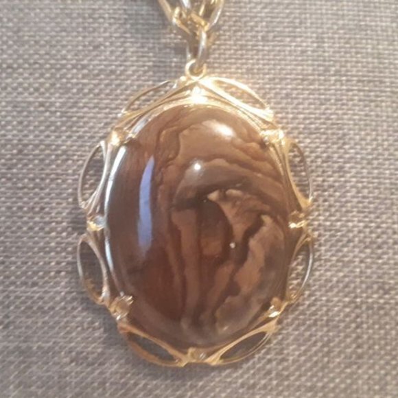 Vintage Gold Tone Necklace Lot - Picture 3 of 3